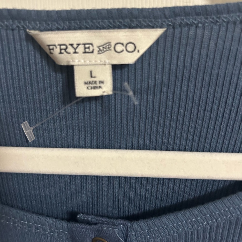 2/$30 Frye and Co. Bering Sea Blue Ribbed Henley Long Sleeve Size Large NWT - Picture 2 of 4